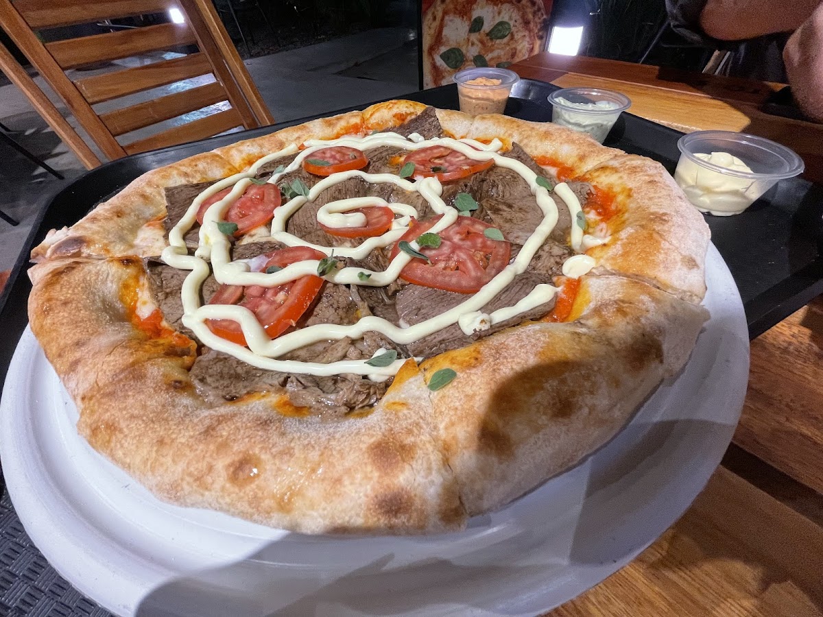 Tito's Yb - Más Que Pizza-3